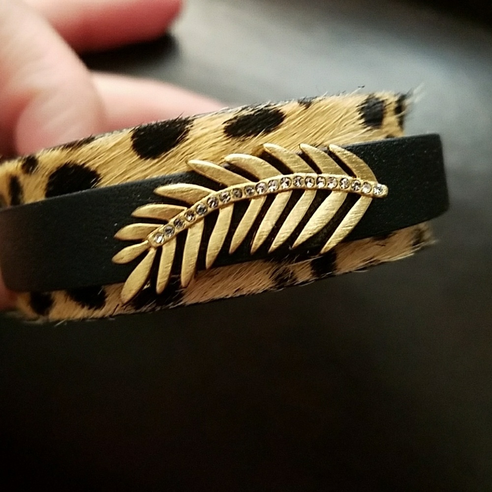 Keep collective gold pave palm leaf charm bracelet